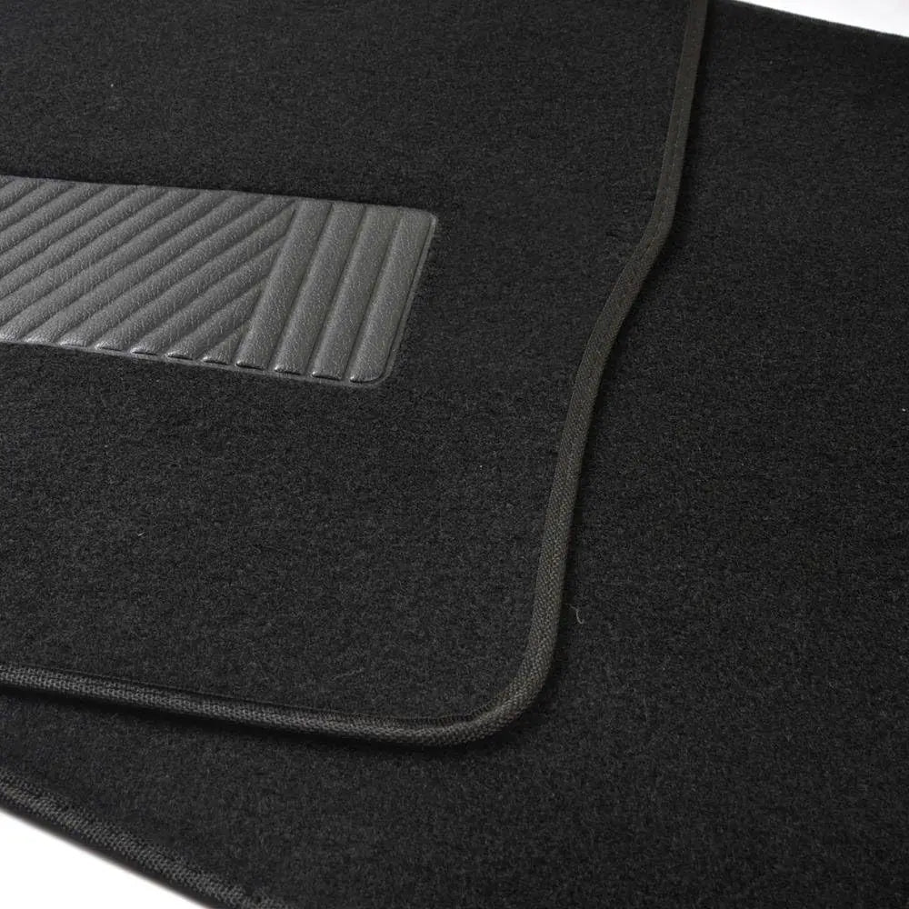 Alfombrillas de Coche Universales Flocadas 4 Piezas – Moqueta PVC Antideslizante y Resistente para Todo Tipo de Vehículos