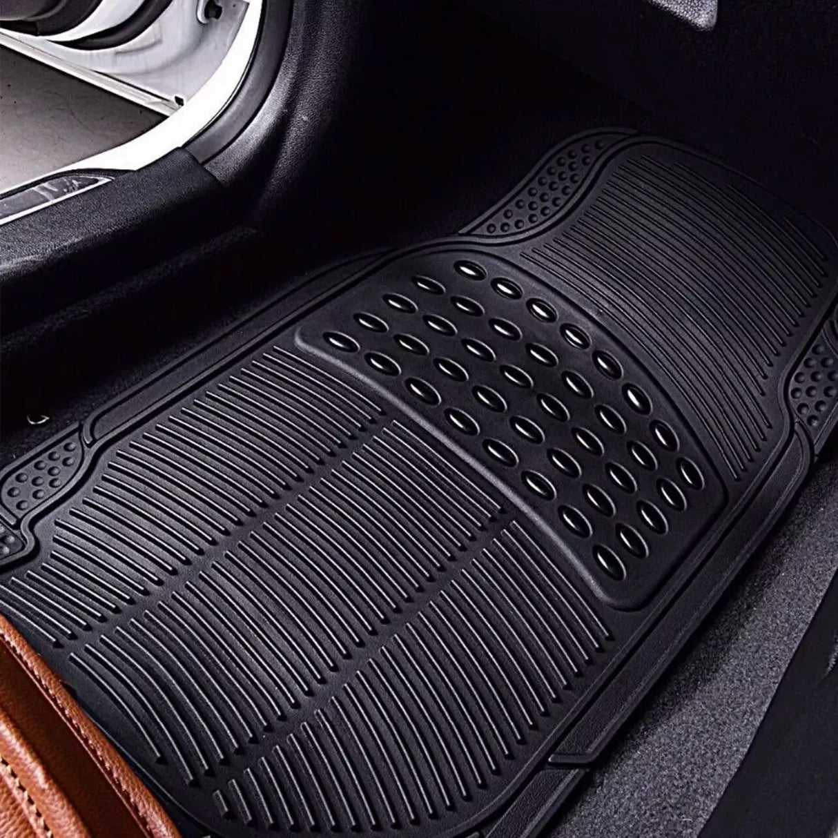 Alfombrillas de Goma Universales para Coche 4 Piezas – Negro Recortables, Antideslizantes y Resistentes al Agua (2 Delanteras + 2 Traseras)