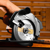 Sierra Circular DEKO 185 mm 1200W – Cortadora Eléctrica con Mango Auxiliar Serie DKCS