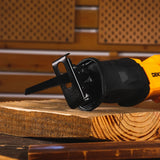 DEKO DKRS710G20 Sierra eléctrica de 710W, sierra recíproca con hojas de sierra, herramientas de motosierra para madera, herramientas eléctricas de bricolaje